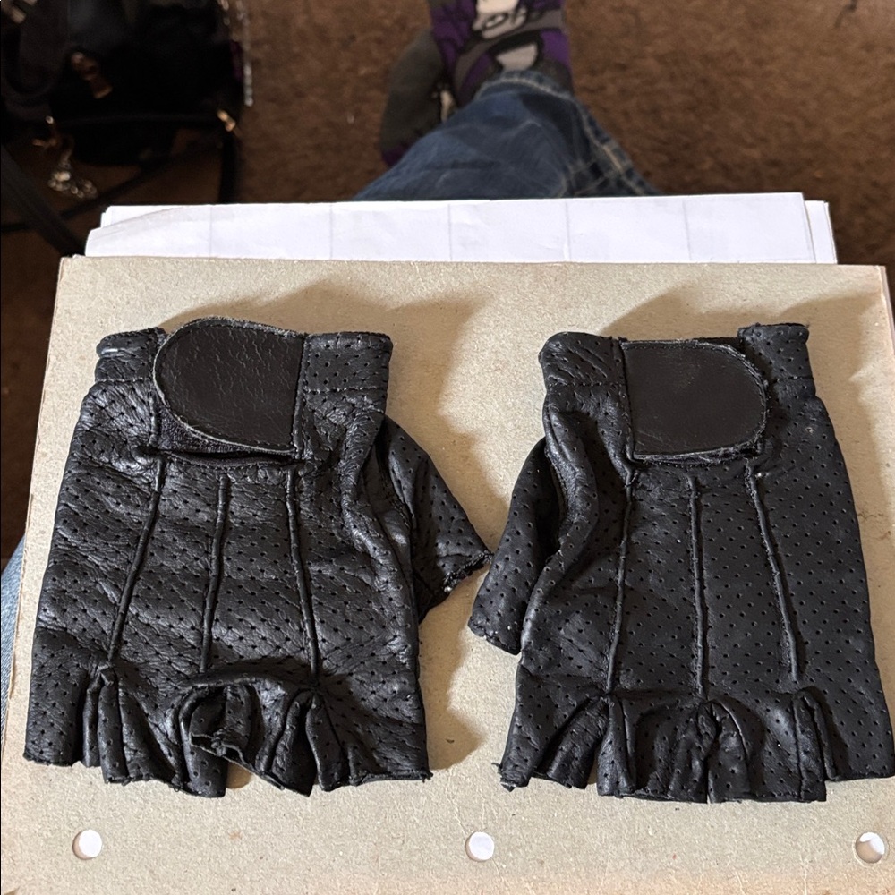 Real Leather Black Fingerless Gloves